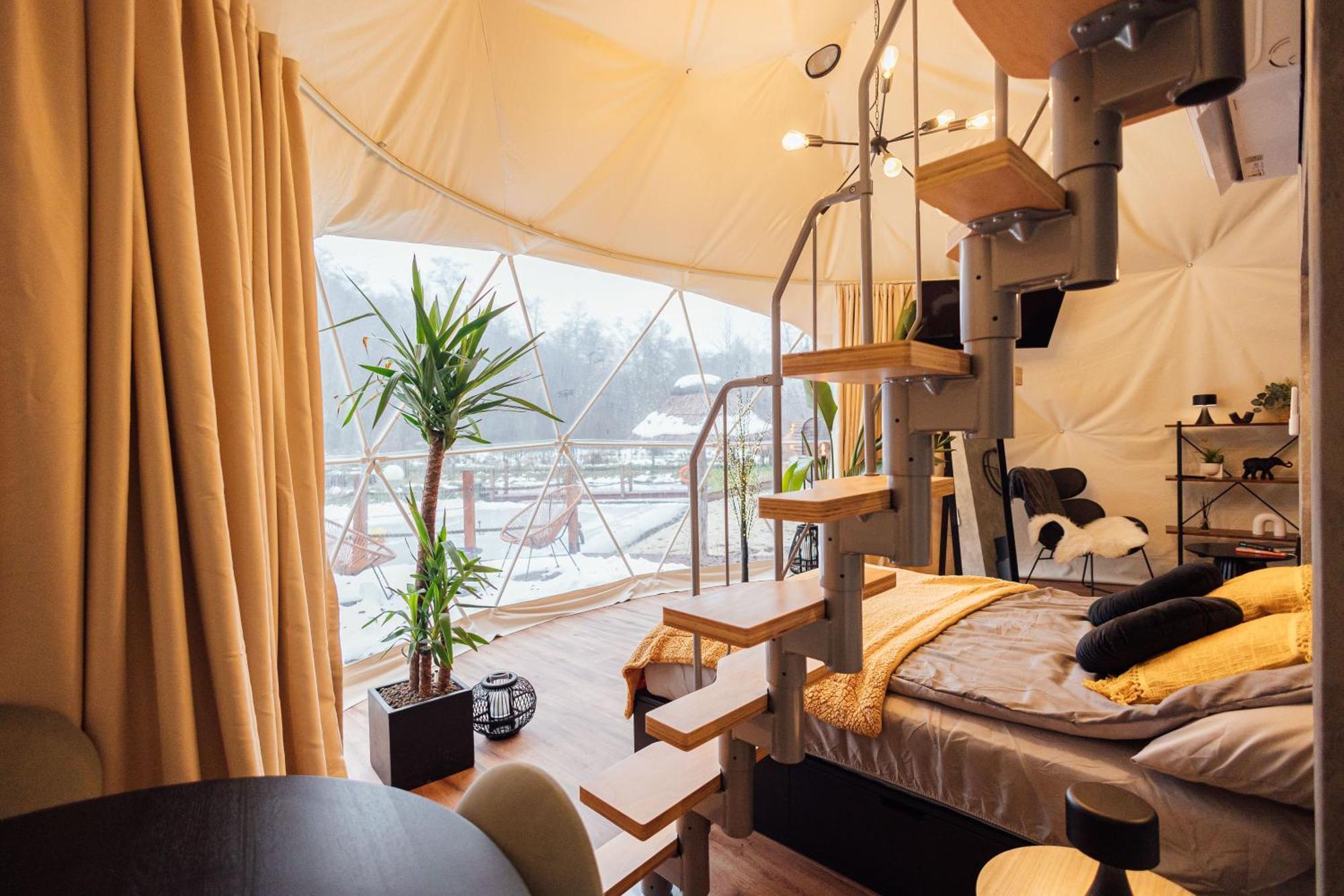 Domki I Glamping Naleczow - Pod Lysa Gora Zewnętrze zdjęcie
