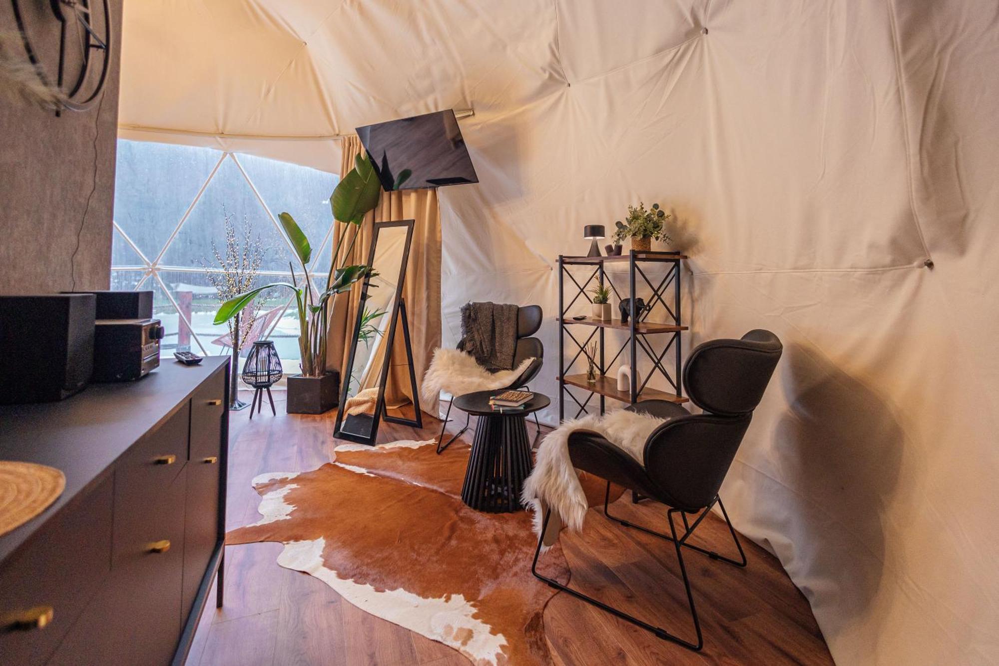 Domki I Glamping Naleczow - Pod Lysa Gora Zewnętrze zdjęcie